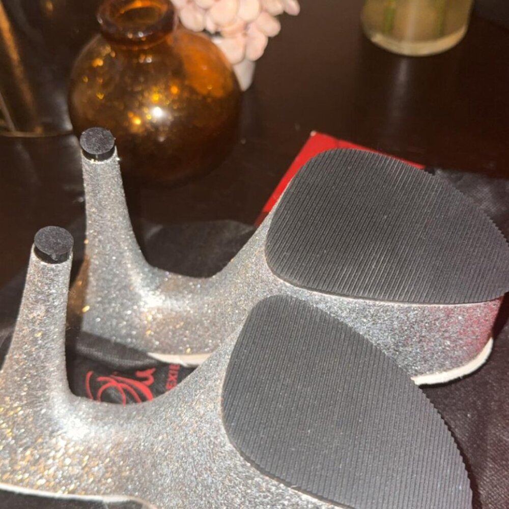 Pleaser Shoes – Adore- Glitter Platform Slides 💎 - Picture 6 of 8